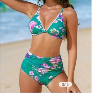 Beautiful floral bathing suit!!!!